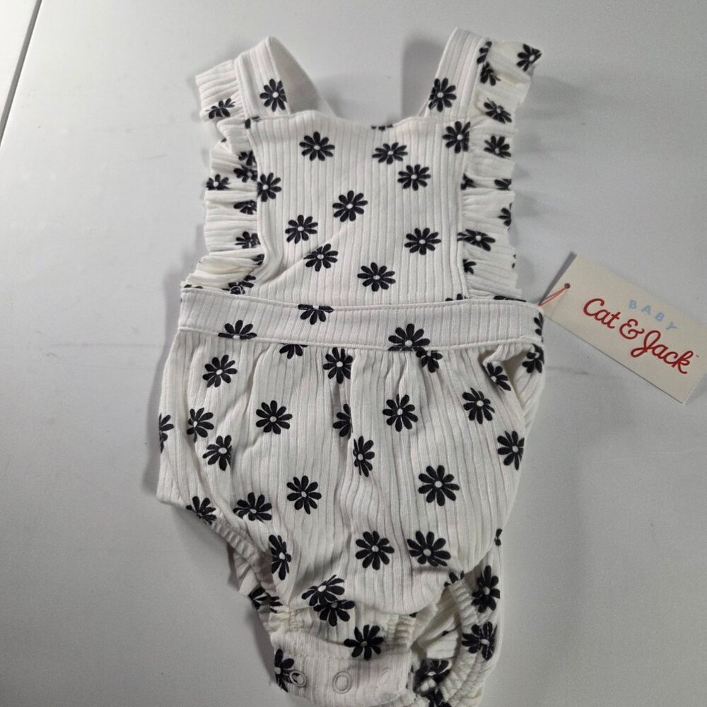 NWT Infant Girls Sz 0-3 Months White Floral Sleeveless‎ Romper CAT & JACK